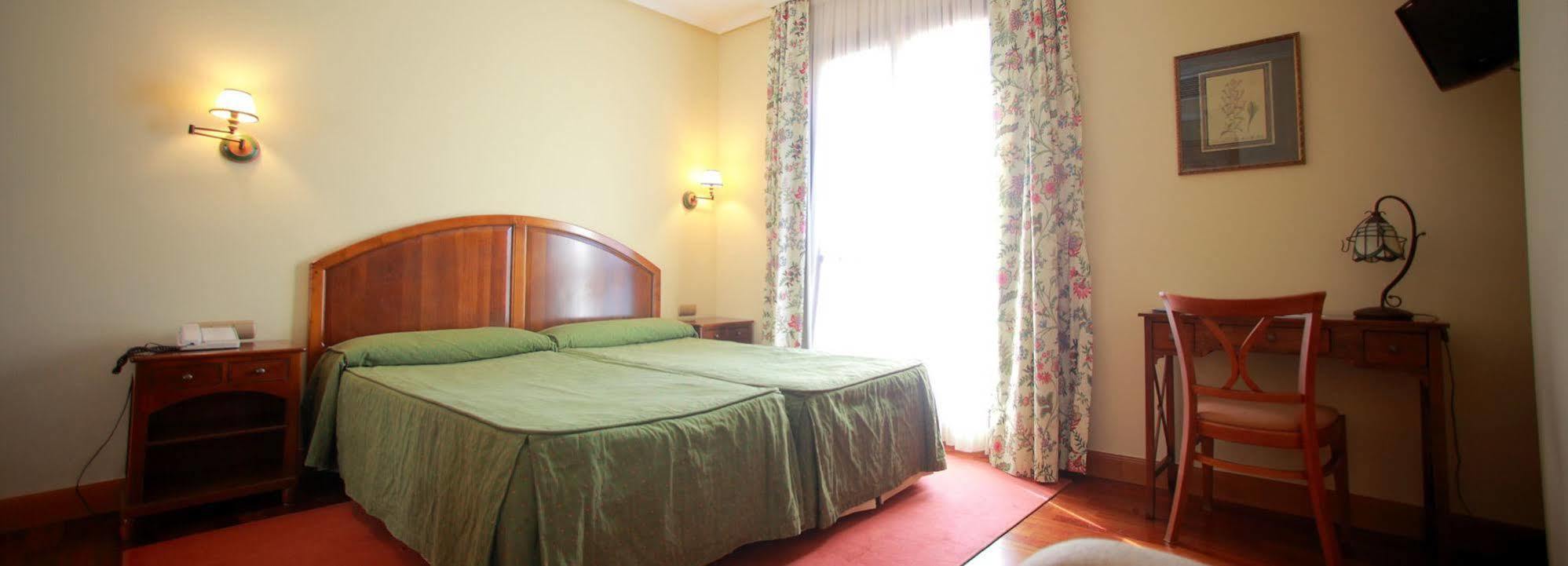 Hotel Modus Vivendi Sopelana Bagian luar foto